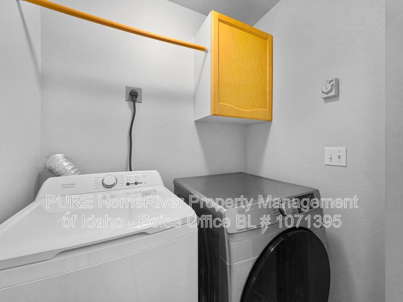 Boise House: 419 W Hale St