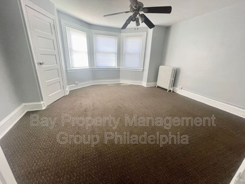 Philadelphia House: 5029 N Franklin St