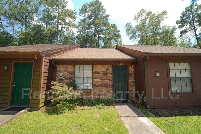 Tallahassee House: 1188 High Road