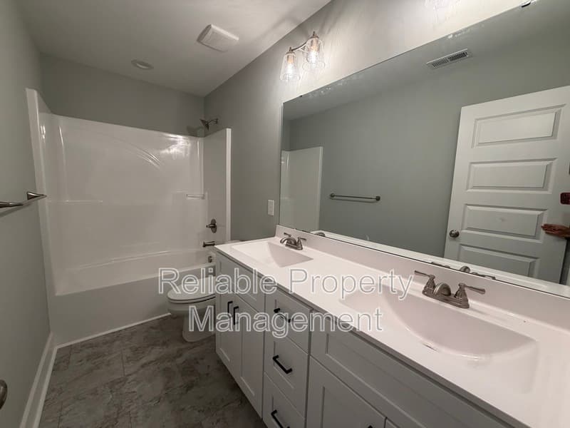 Clayton Condo: 863 Jack Rd