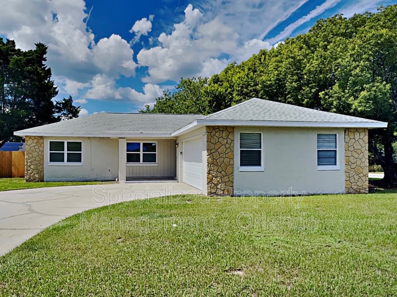 Altamonte Springs House: 600 Stanford Dr