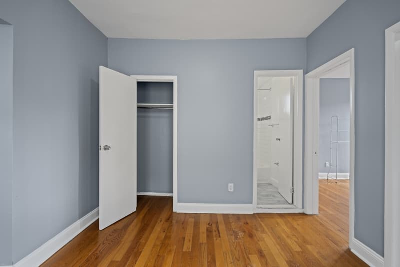Bayonne Condo: 46 East 14th Street - 2R