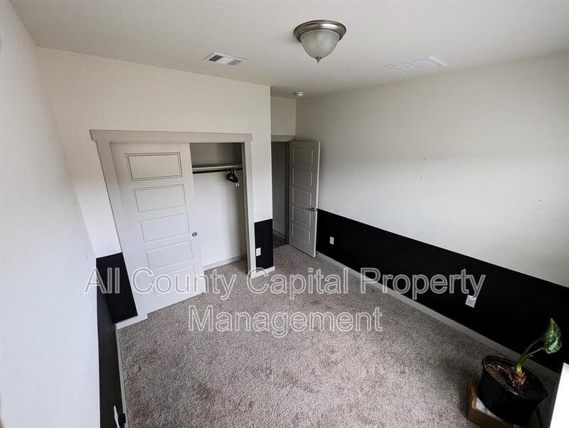 Austin House: 8204 City Top Blvd