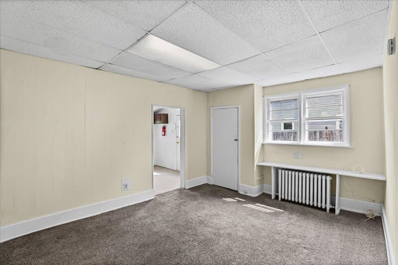 Woodbury Condo: 122 South Davis Street - A