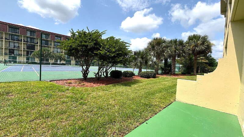 Daytona Beach Condo: 1437 North Atlantic Avenue