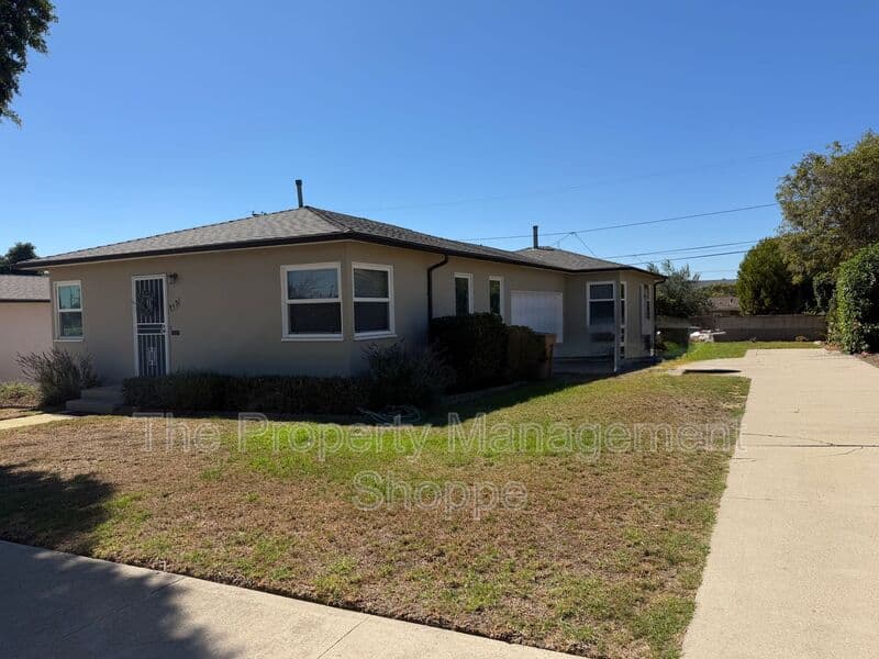 Ventura House: 245 Lynn Drive
