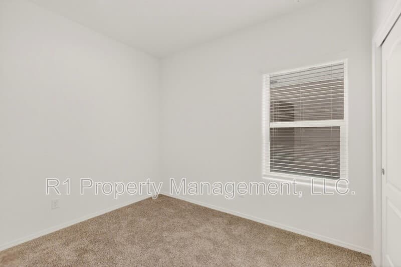 Rio Rancho House: 308 Prism Avenue Southwest