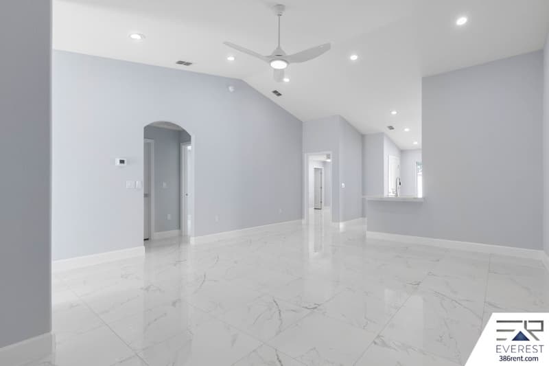 Palm Coast House: 10 Llovera Pl