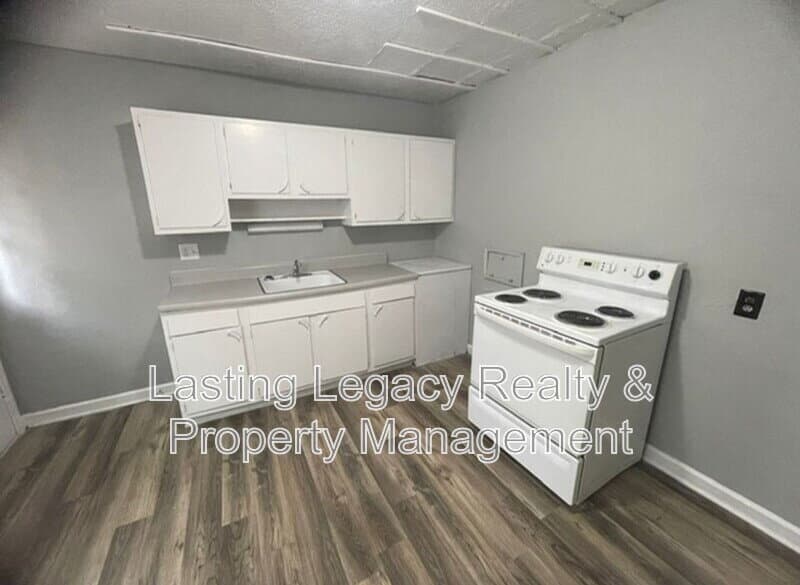Winston Salem Condo: 1130 Conley Street