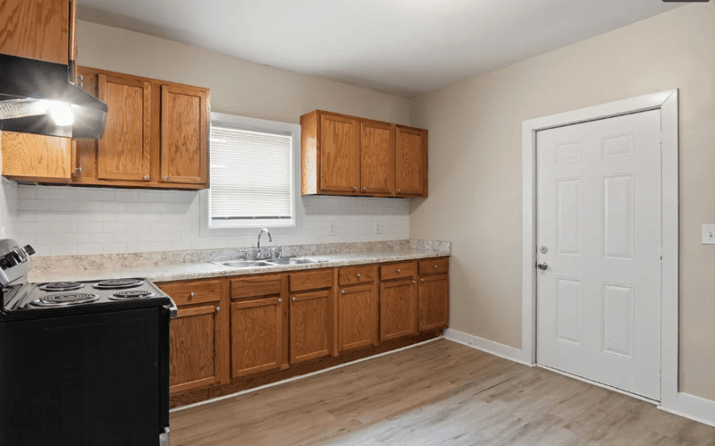 Birmingham House: 1532 Warrior Road