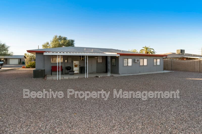 Mesa House: 5328 E Decatur St