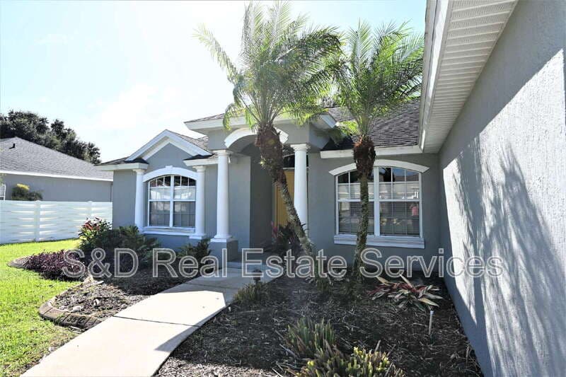Lakeland House: 3518 Remington Oaks Way