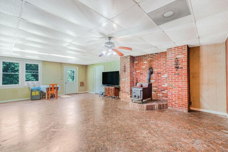 Fredericksburg House: 195 Berea Church Road
