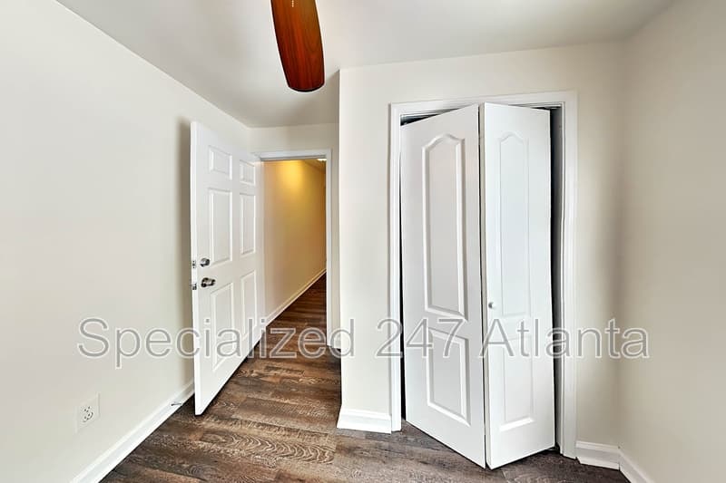 Atlanta House: 232 Chappell Rd NW