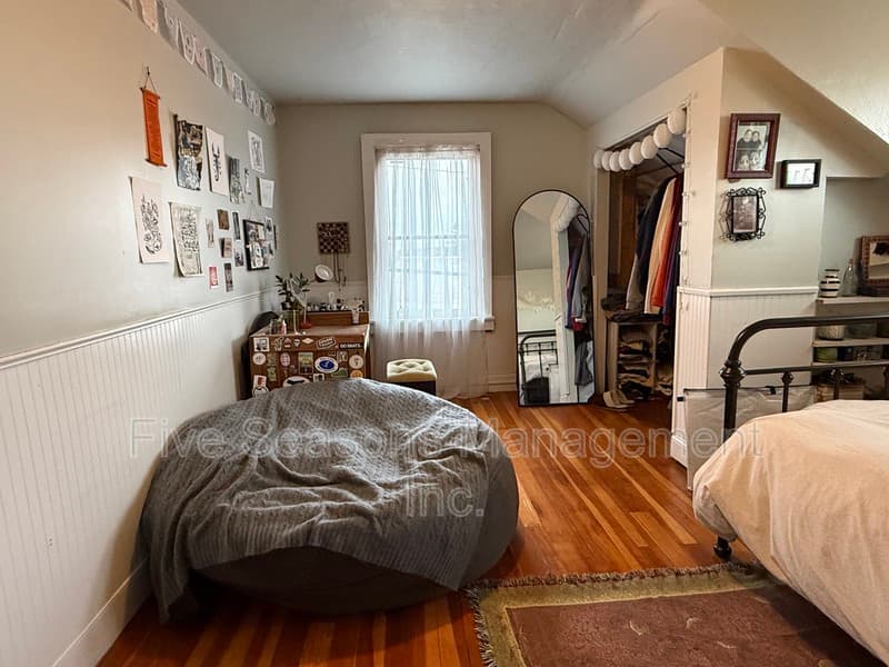 Burlington Condo: 9 Chase Street - 3