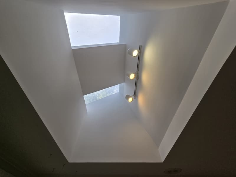 Raleigh House: 5516 Den Heider Way