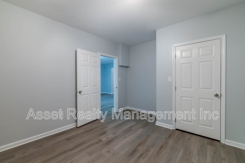 Knoxville House: 1217 Dreamview Lane