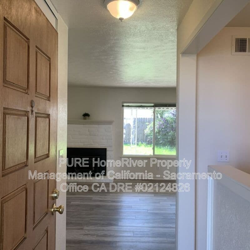 Sacramento House: 5320 Andrea Boulevard
