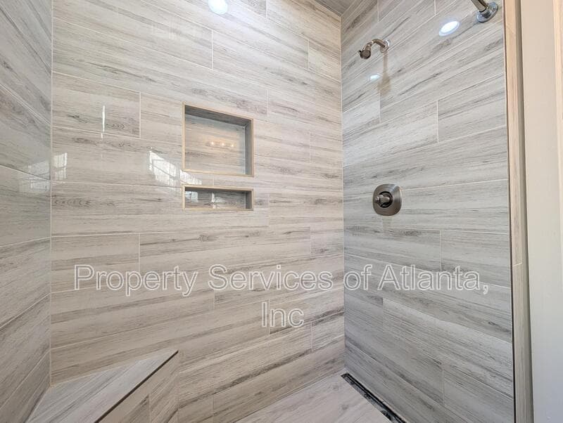 Atlanta House: 1357 Ormewood Ave SE