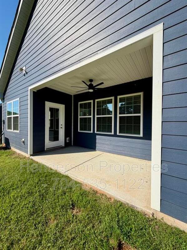 Statesville House: 125 Pampas Place