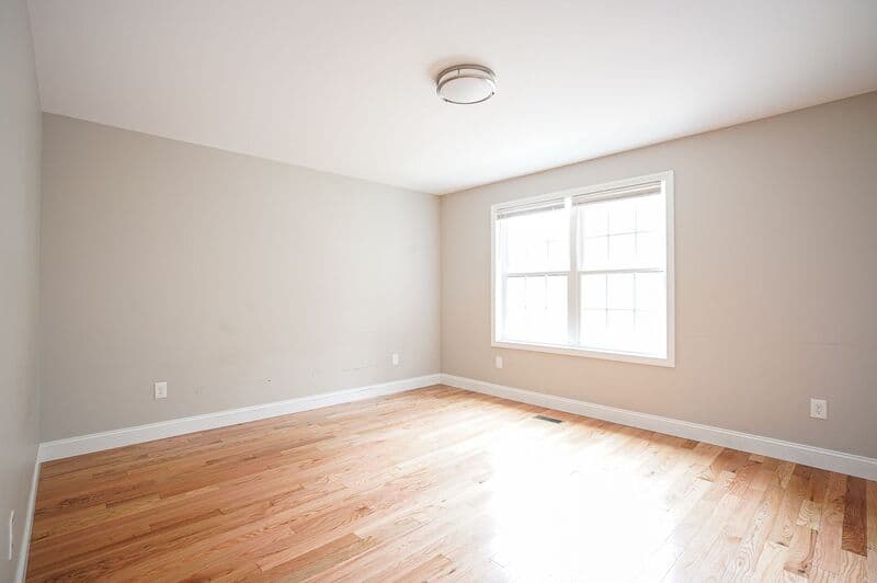 Holyoke Condo: 2 Vernon St