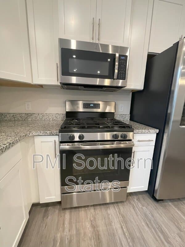 Simpsonville Condo: 218 Clearwood Dr