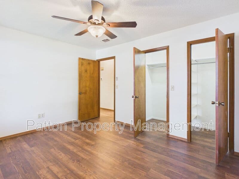 Amarillo House: 5707 Autumn Place