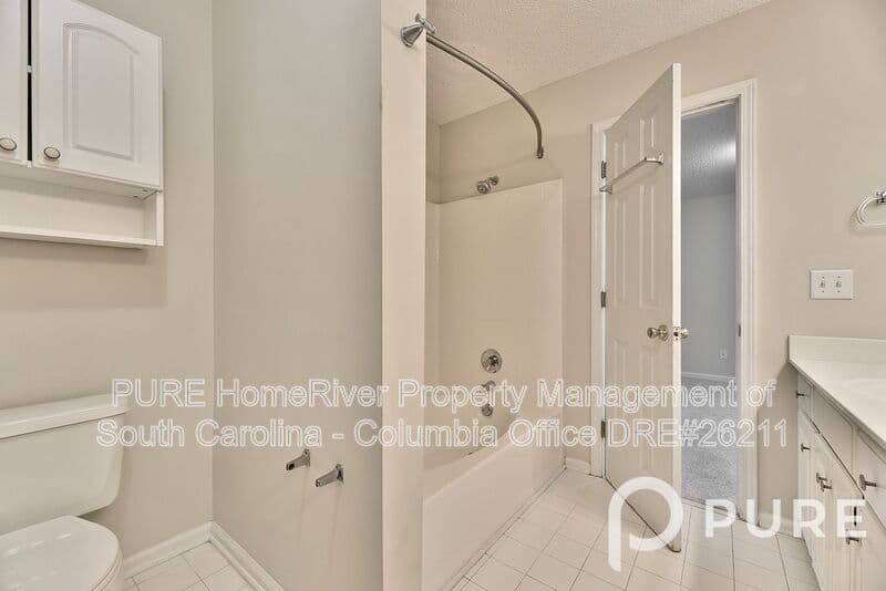 Columbia House: 312 Brook Hollow Dr