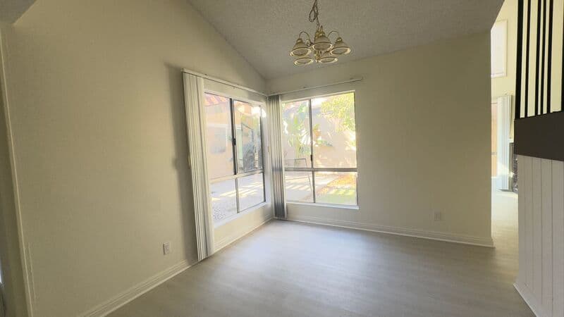 Glendora House: 906 Ashworth Pl