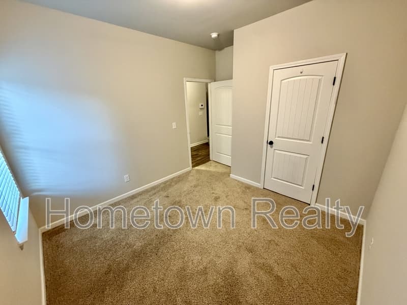 McDonough House: 785 Galveston Way