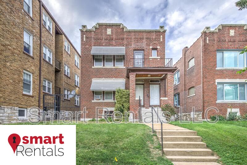 St. Louis Condo: 3763 Keokuk Street - 2 FL