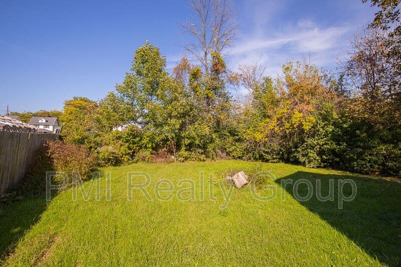 Lorain House: 1222 W 14 St.