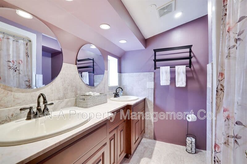 Mount Pocono House: 133 Montanesca Road