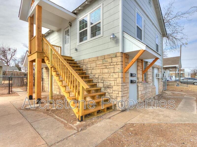Oklahoma City Townhome: 1231 North Grand Boulevard