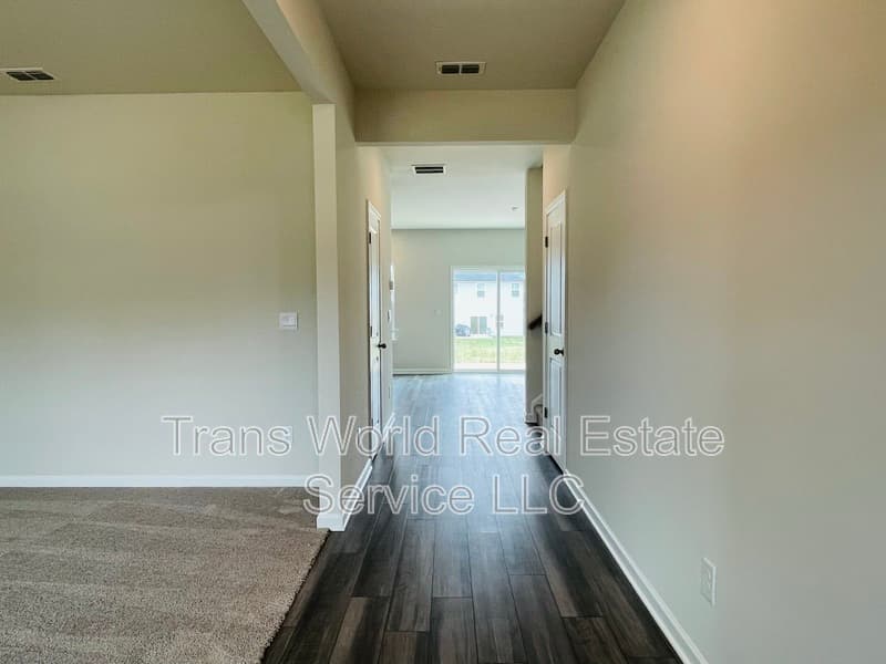 Braselton House: 5950 Green Ash