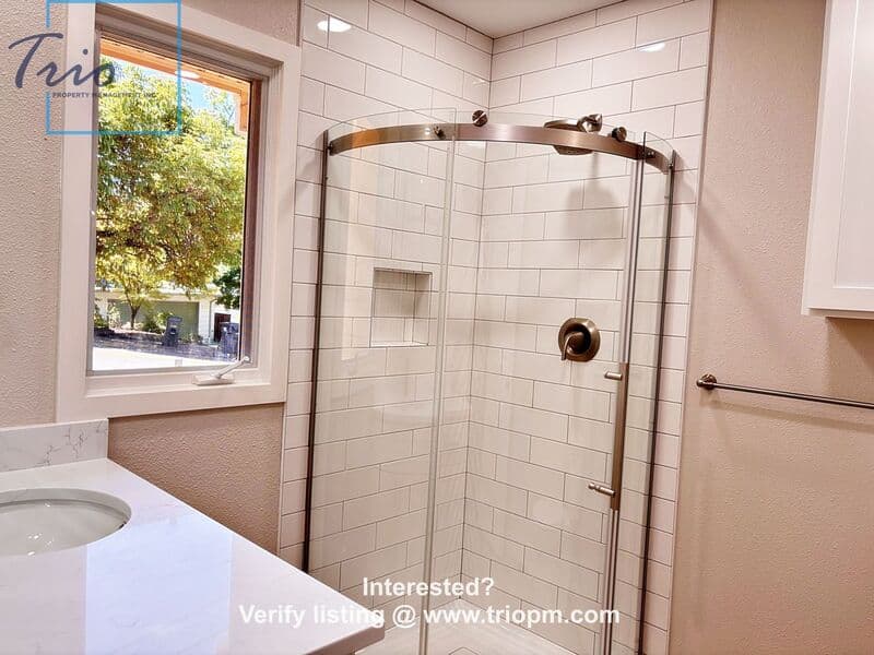 Eugene House: 2693 Chula Vista Boulevard