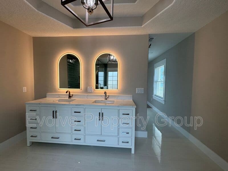 Flagler Beach House: 470 Lambert Ave.