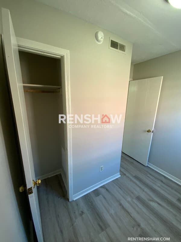 Jackson Condo: 276 Greenfield Dr