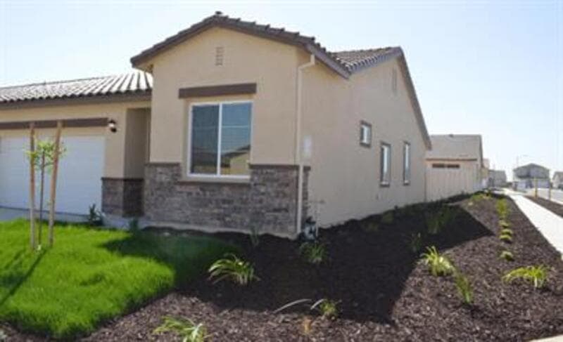 Merced House: 4467 Jennifer Way