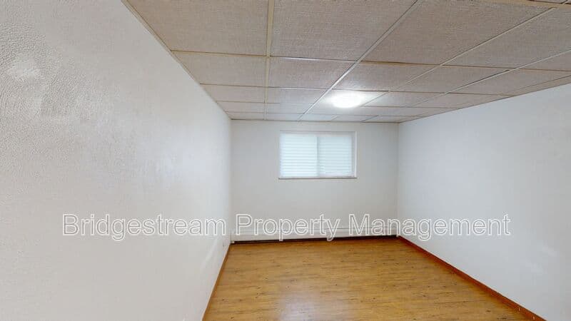 Englewood House: 124 Chestnut Street
