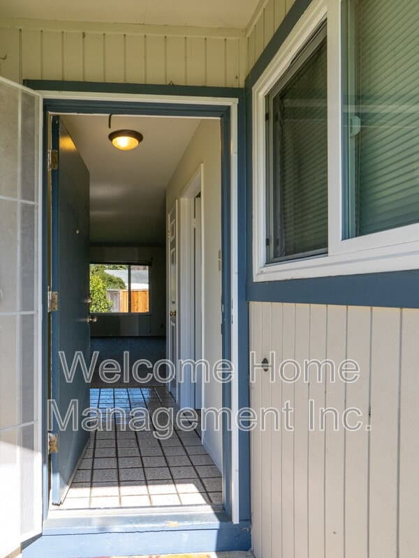 Pleasanton House: 4151 Francisco Street