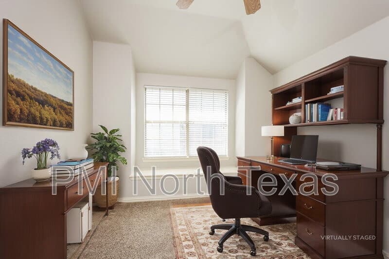 Little Elm House: 2541 Indian Hills Dr