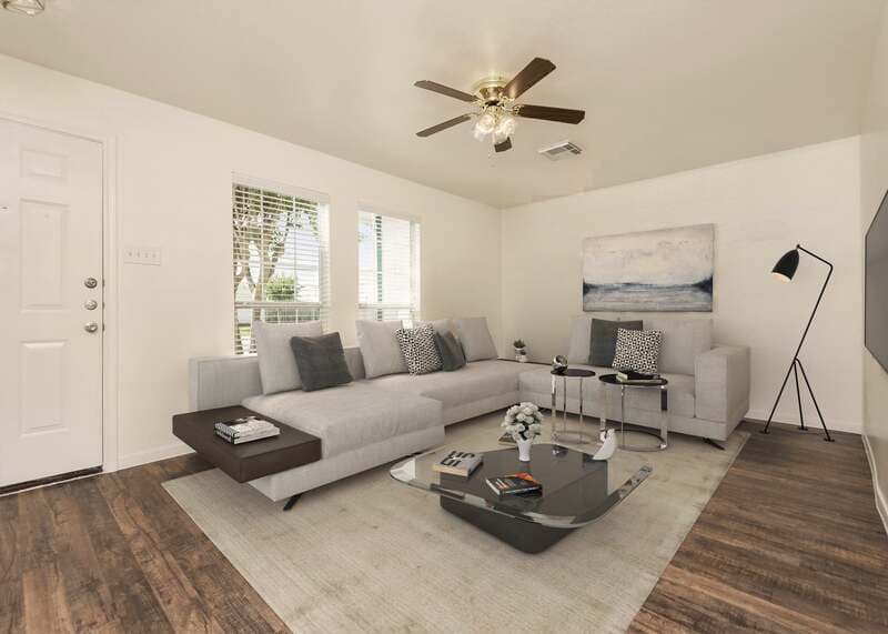 Dickinson Townhome: 2130 St Lucia Calle