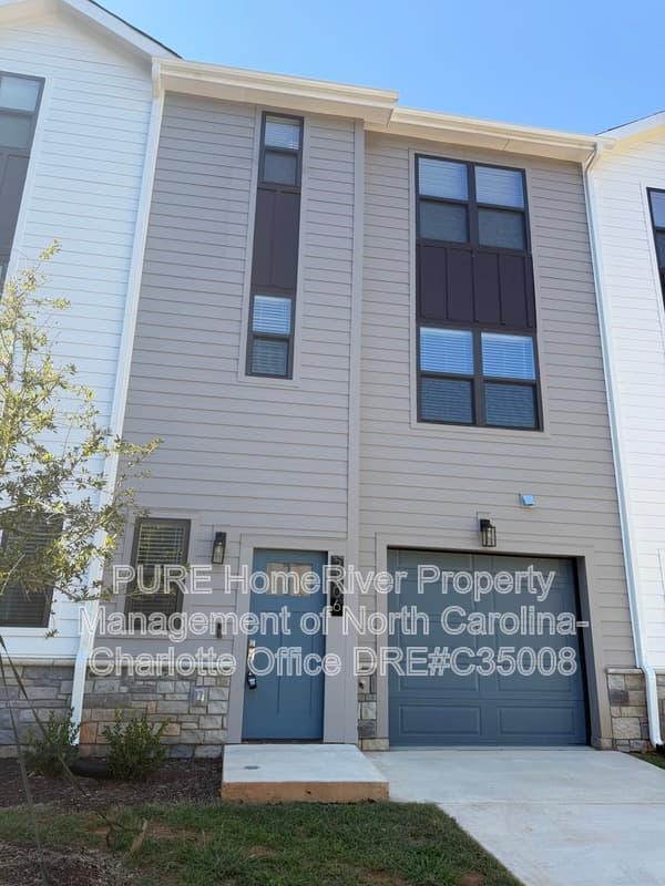 Charlotte Townhome: 2106 Bombay Way
