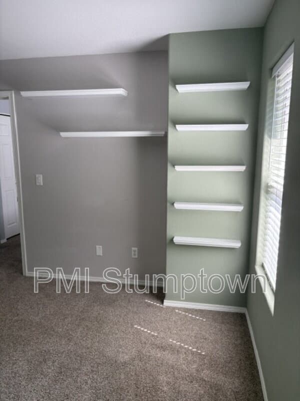 Portland Townhome: 14184 SW Barrows RD