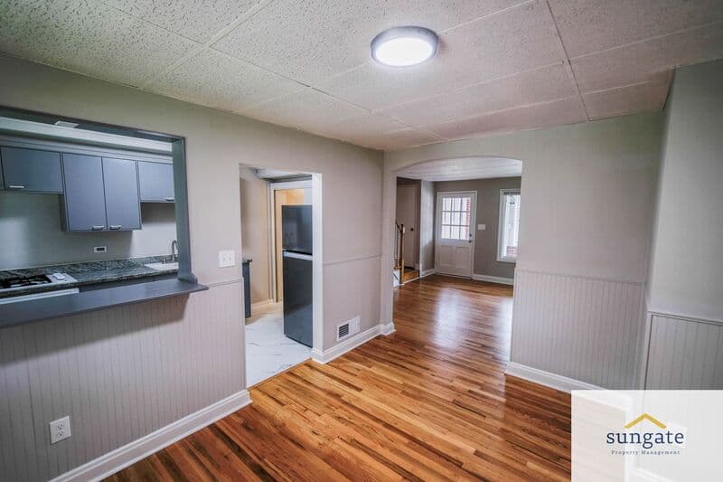 Baltimore Townhome: 3427 N Point Rd