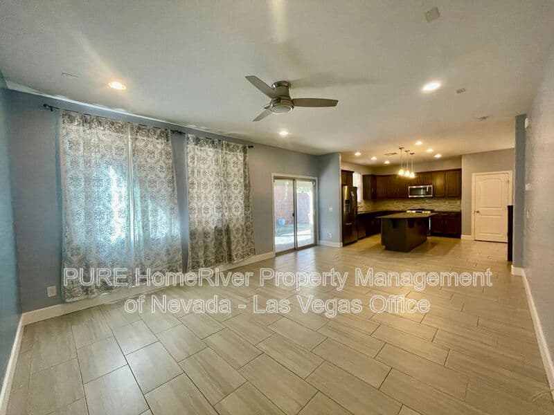 Las Vegas House: 8971 Whitten Park Ave