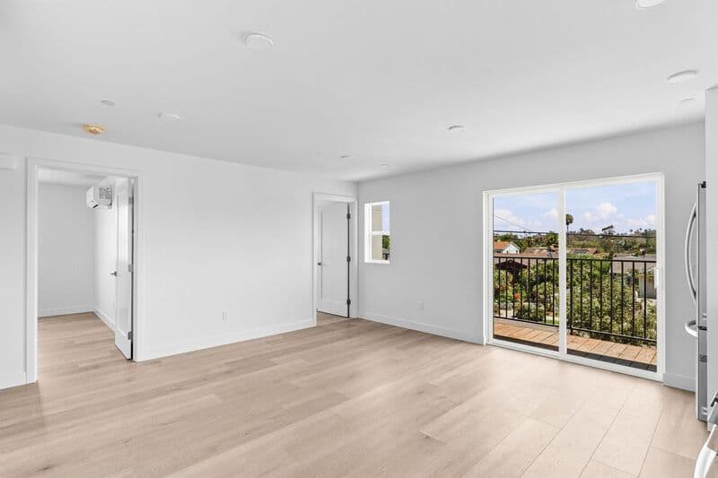 San Diego Apartment: 1259 Lincoln Avenue