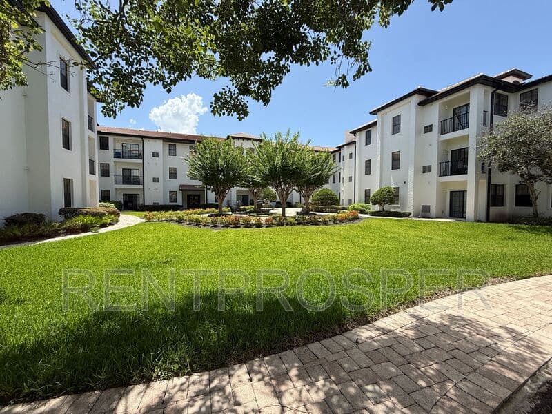 Orlando Condo: 5550 East Michigan St