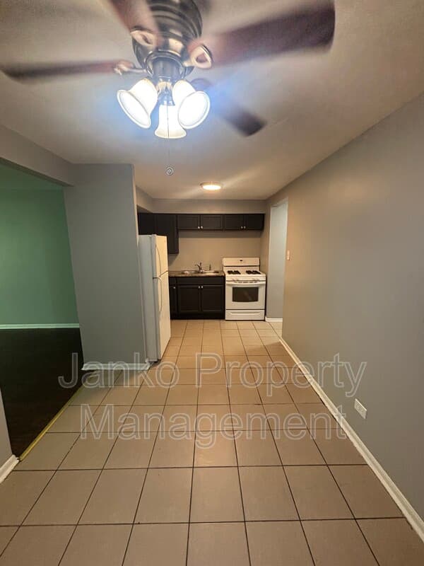 Chicago Condo: 6435 S Evans Ave